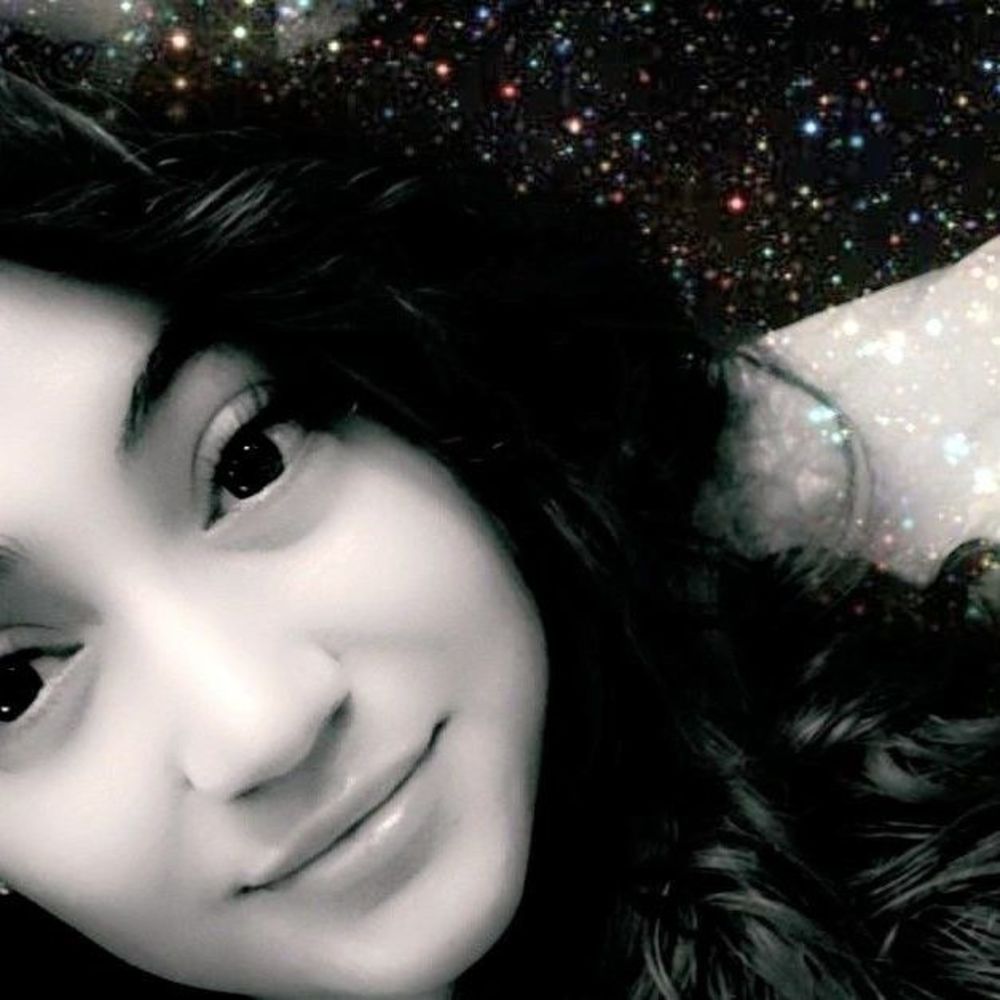 Meet your Posher, Adriana